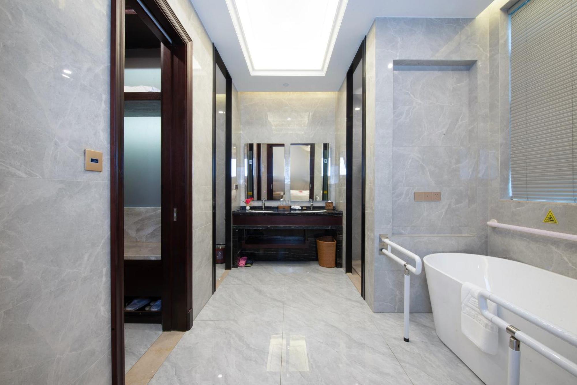 Shenzhen Silver Lake Conference Center Hotel 외부 사진